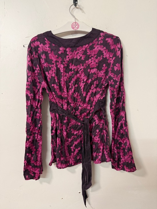 New York & Company Black and Pink Floral V-Neck Blouse Y2K - Picture 2 of 3